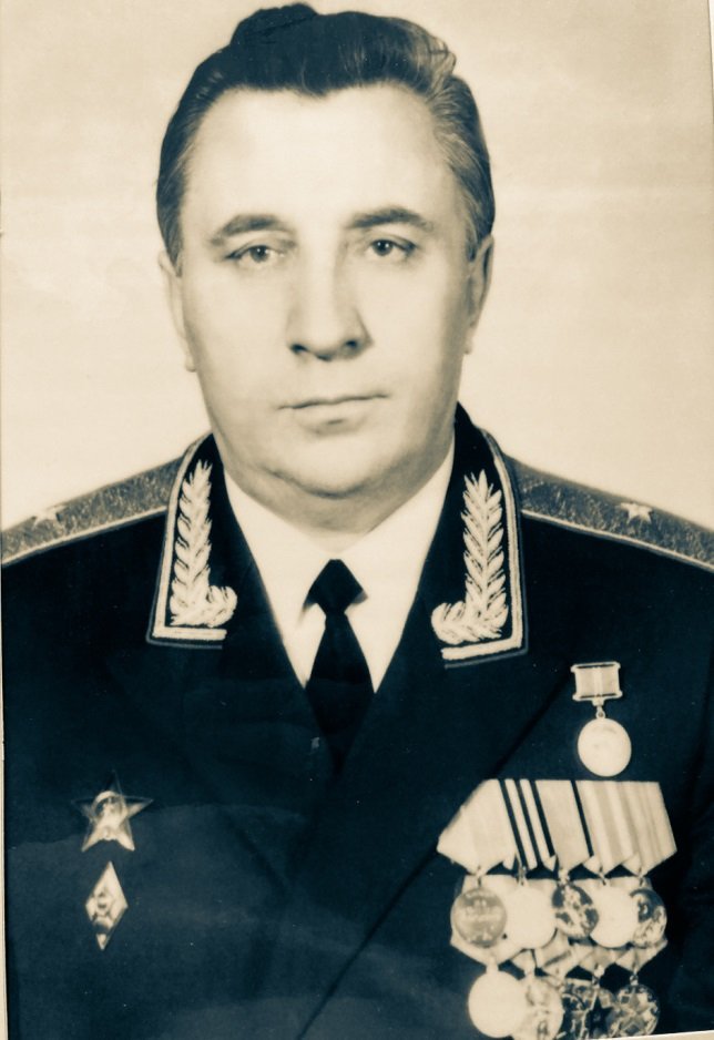 Лазарев Алексей Васильевич